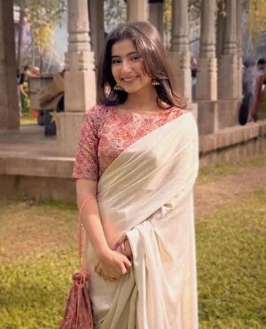 Sara Arjun nude 5