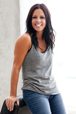 Sara Evans nude 7