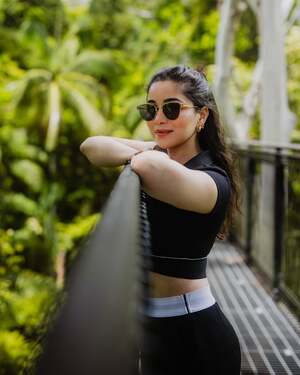 Sara Tendulkar nude 8