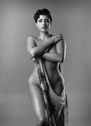 Sarah Ehsani nude 11