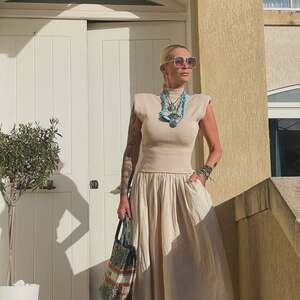 Sarah Kern nude 9
