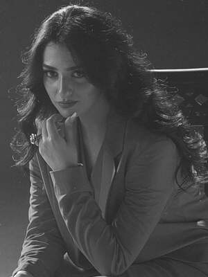 Sarah Khan nude 5