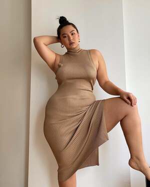 Sarah Kim nude 11