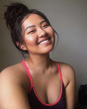 Sarah Kim nude 12