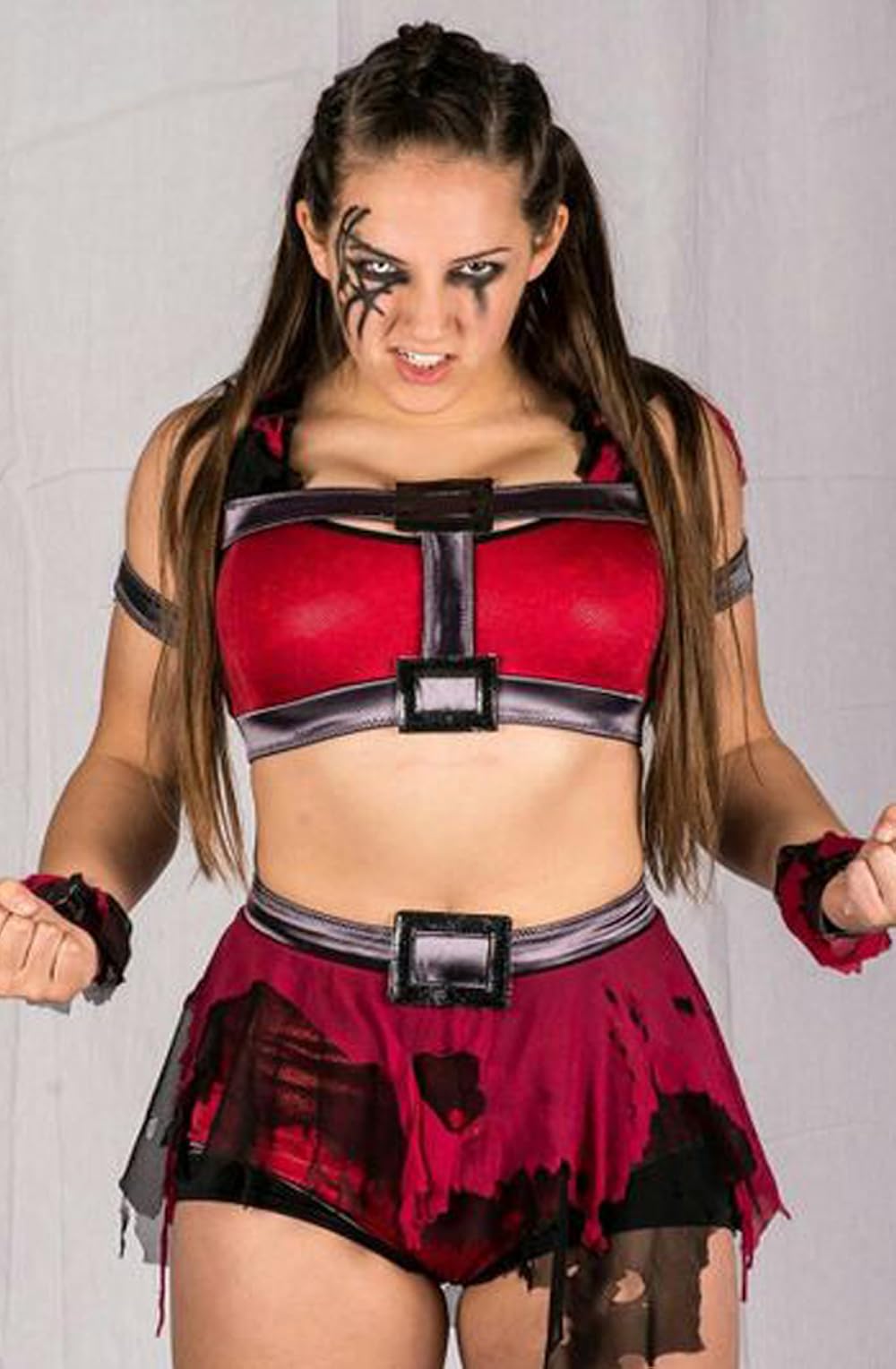 Sarah Logan nude 10