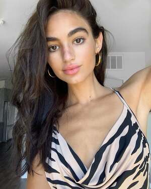Sarah Mollica nude 12