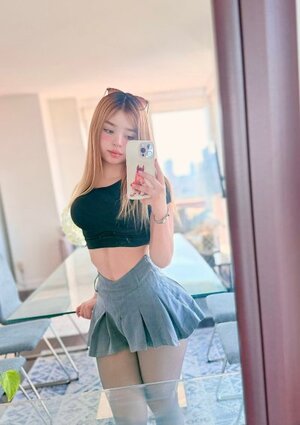 Sarah Sophia nude 12