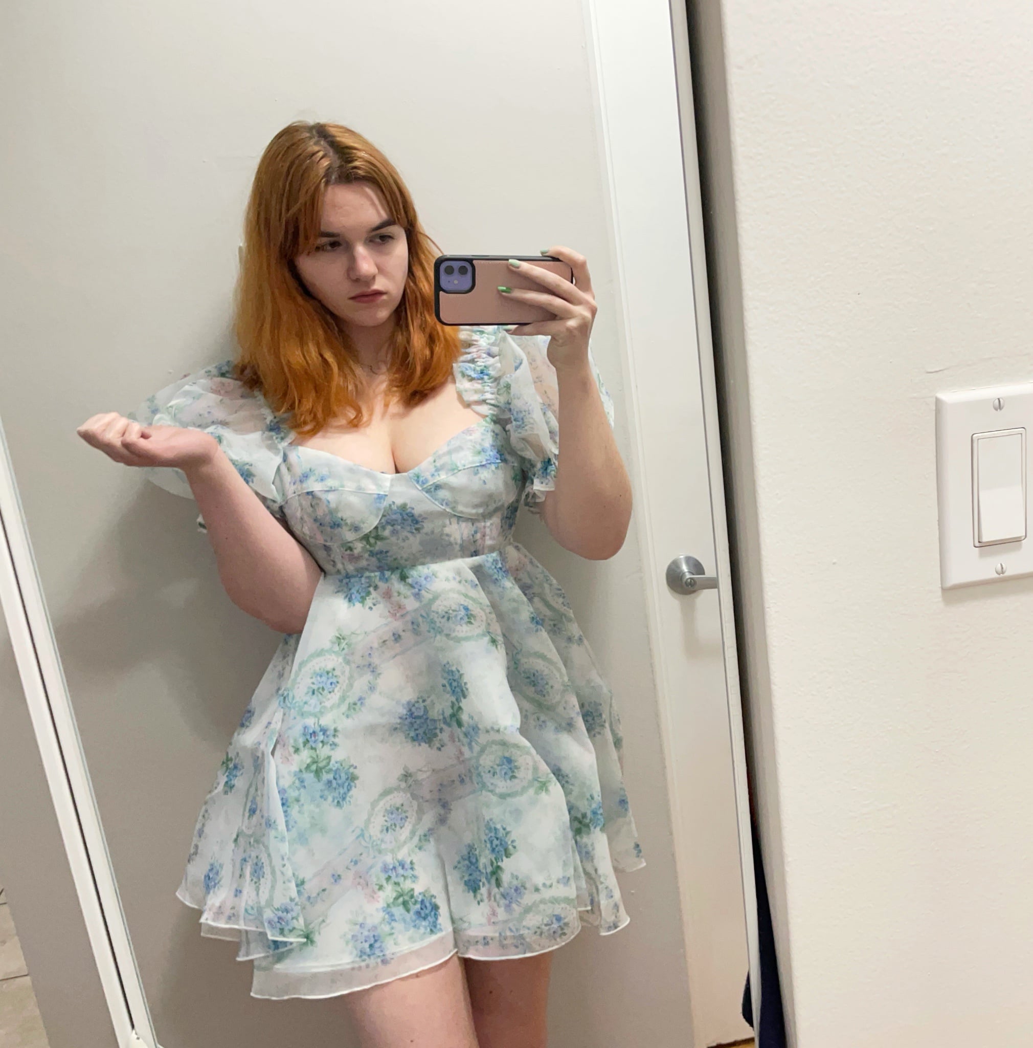 Sarah Z nude 6