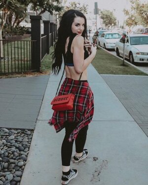 Saraya-Jade Bevis nude 7