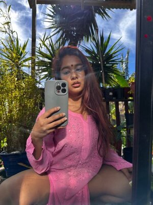 Sasha Prasad nude 12