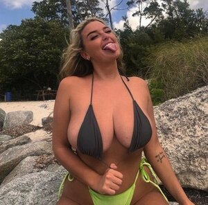Savanna Reyy nude 8