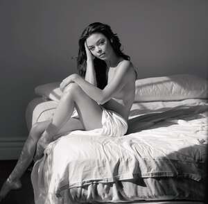 Scarlett Byrne nude 11