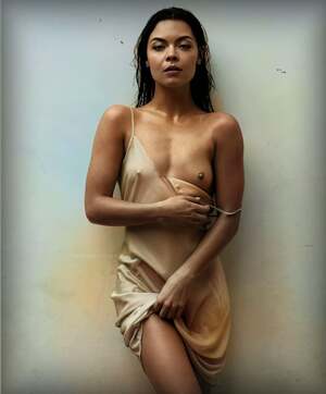 Scarlett Byrne nude 12