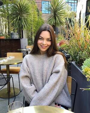 Scarlett Byrne nude 7