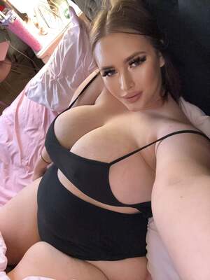 Scarlett Rose nude 7
