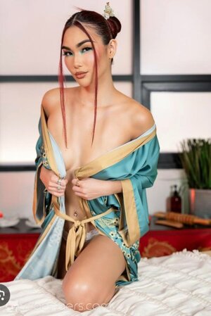 Scarlette Moon nude 10