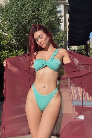 Scarlette Moon nude 4