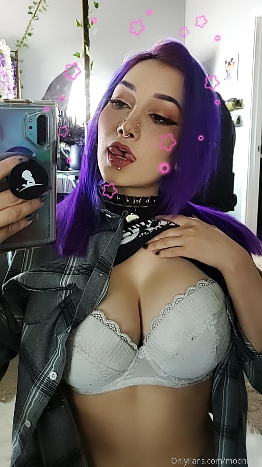 Scream Kiwi nude 5