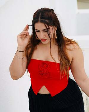 Seerat Luggani nude 10