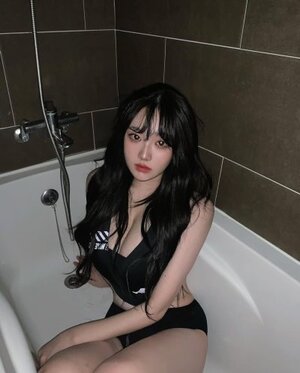 Sejinming nude 10