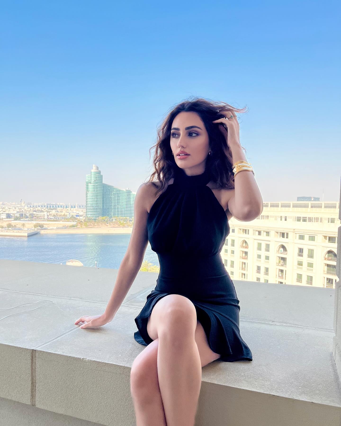 Selin Genc nude 4