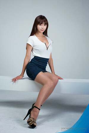Seo Han Bit nude 2