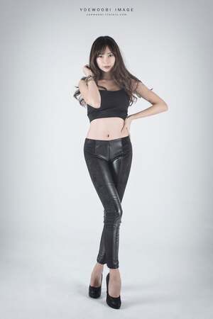 Seo Han Bit nude 5