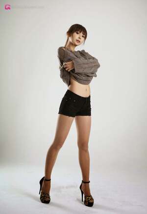 Seo Han Bit nude 6