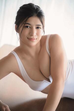 Seri Yamaoka nude 5