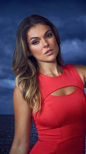Serinda Swan nude 12