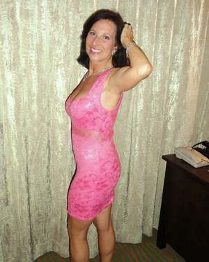 Sexy Carol Milf nude 2