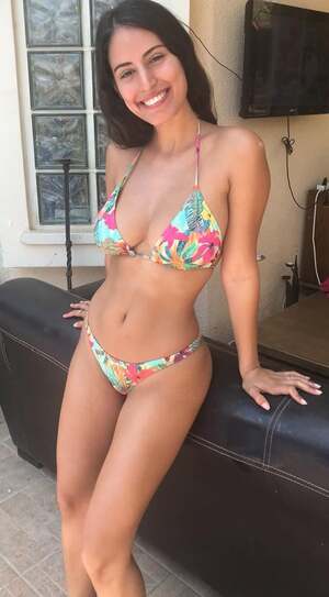 Shahar Garni nude 2