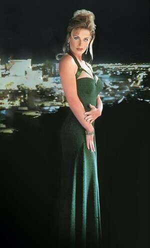 Shannon Whirry nude 2