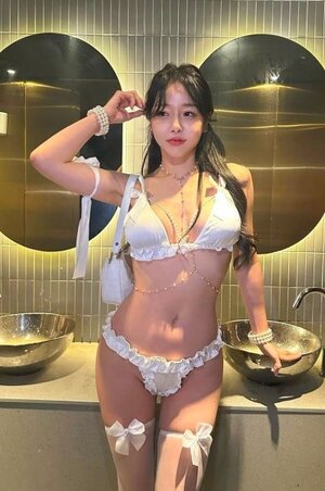 Shasa Fly nude 1