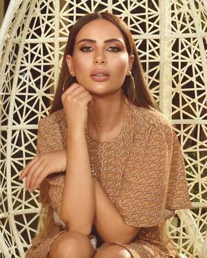 Shayma Helali nude 3