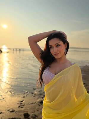 Shefali Bagga nude 6