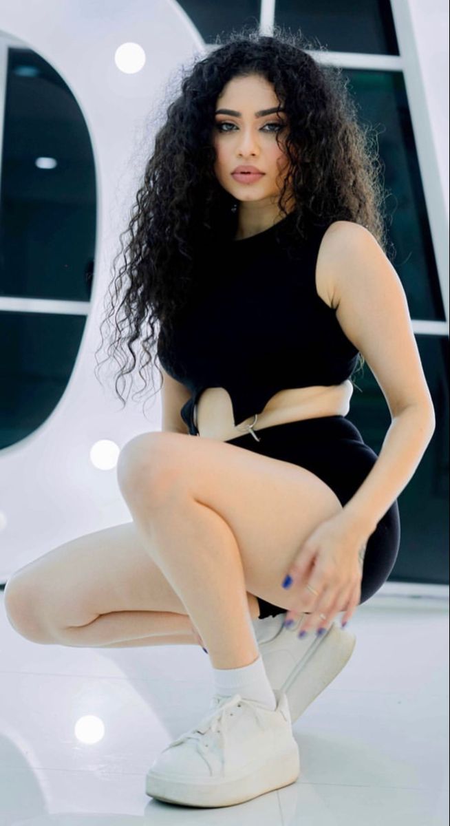 Shehani Kahandawala nude 3