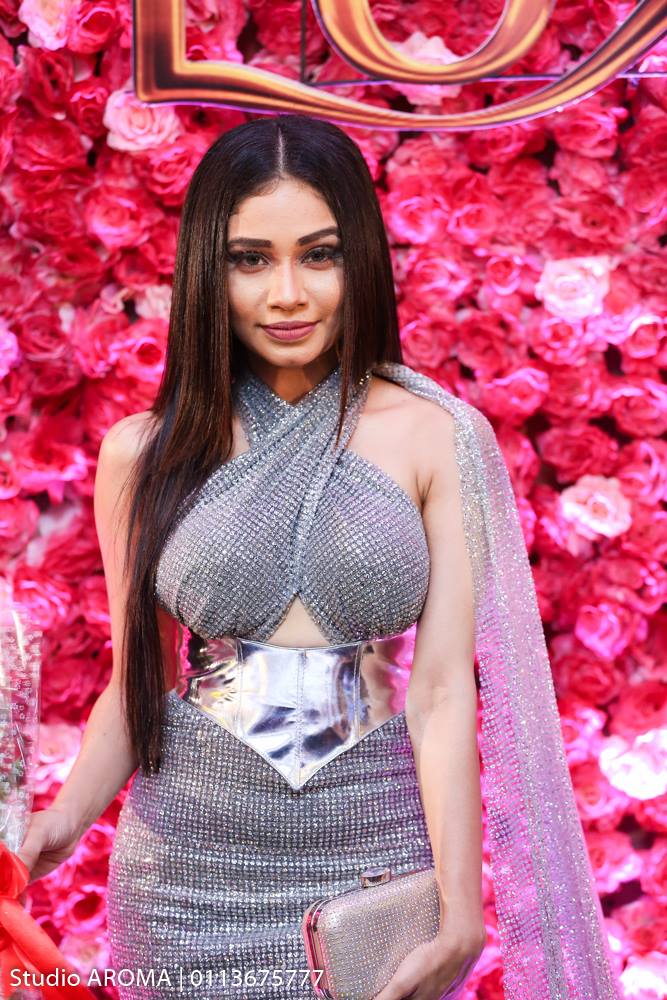 Shehani Kahandawala nude 5
