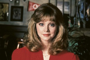 Shelley Long nude 5