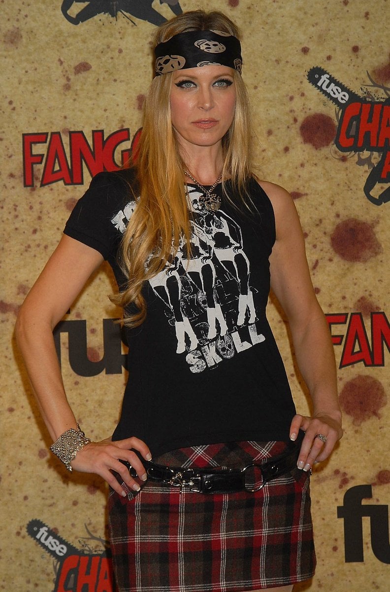 Sheri Moon Zombie nude 3