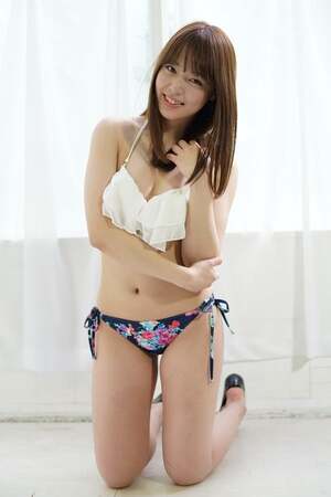 Shihomi Yoshino nude 5