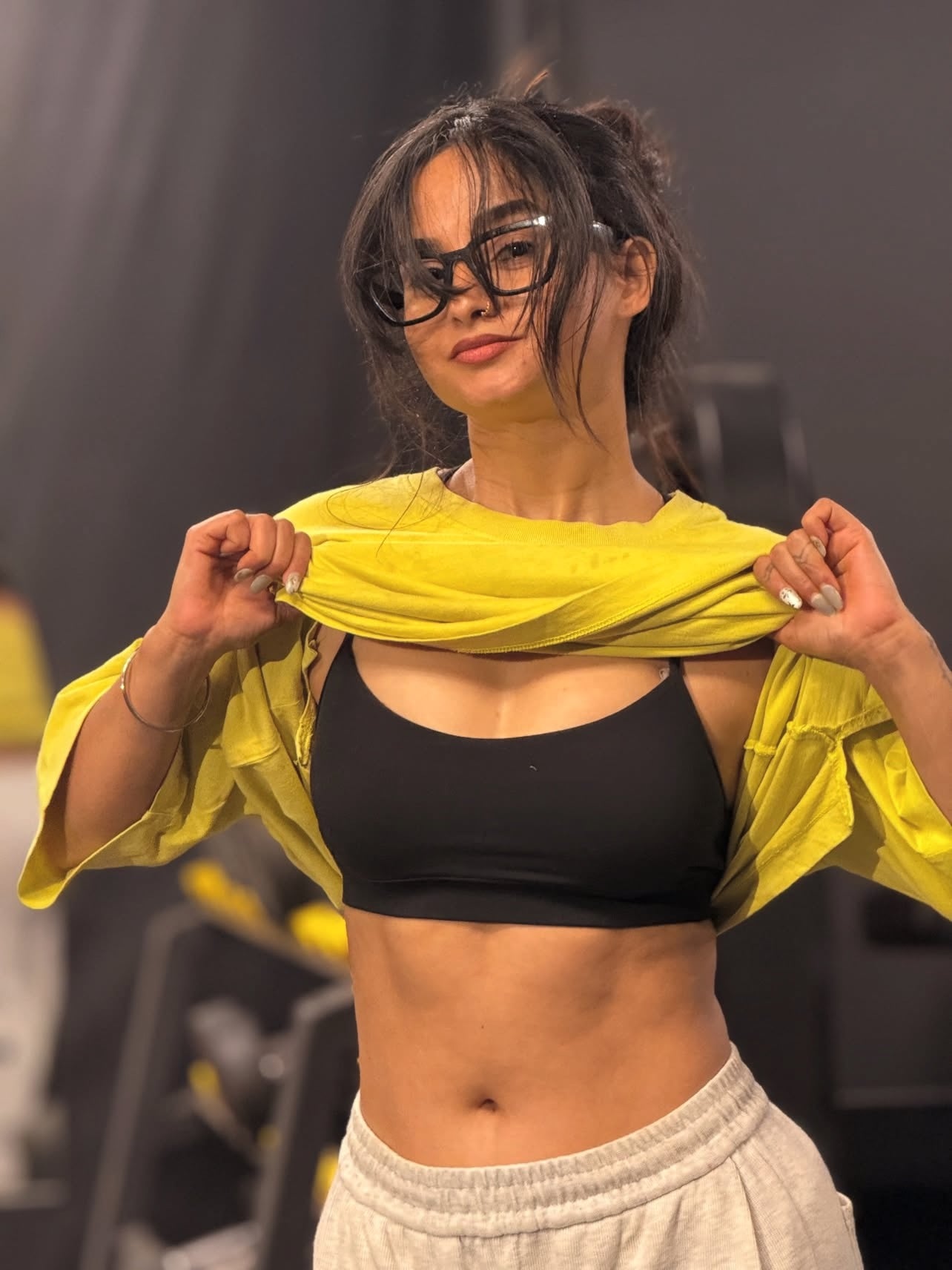 Shikha Bisht nude 7