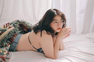 Shileen Yang nude 5