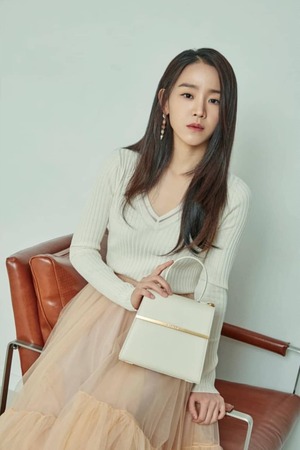 Shin Hye-sun nude 2
