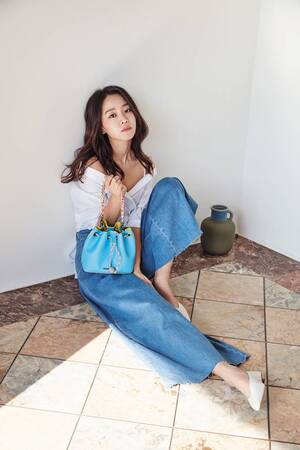 Shin Hye-sun nude 7