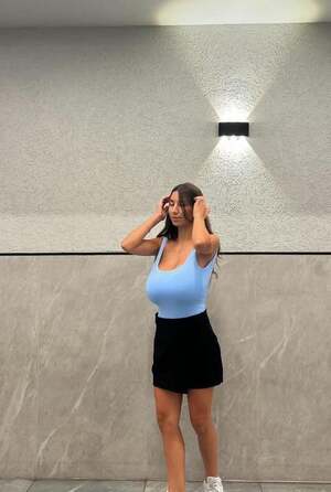 Shir Vaturi nude 4