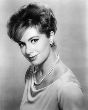 Shirley Jones nude 10