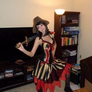 Shoe0nHead nude 2