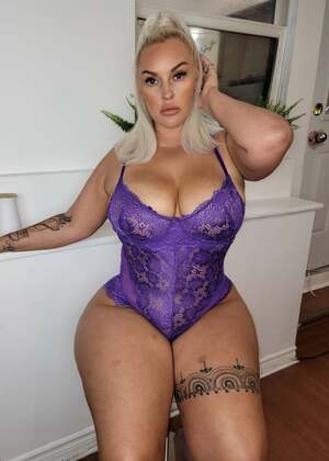 ShoppingbagSara nude 4