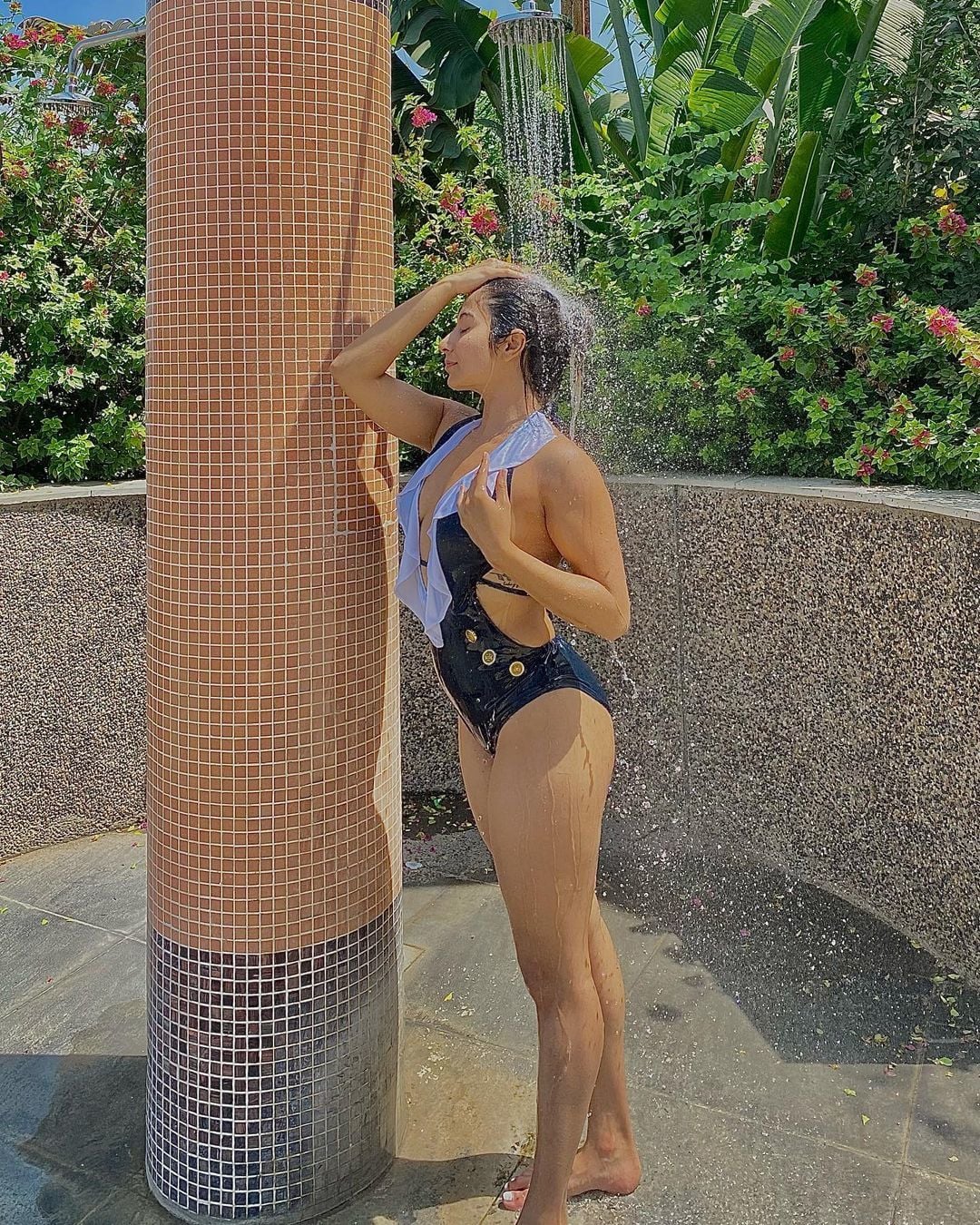 Shreya Kalra nude 11